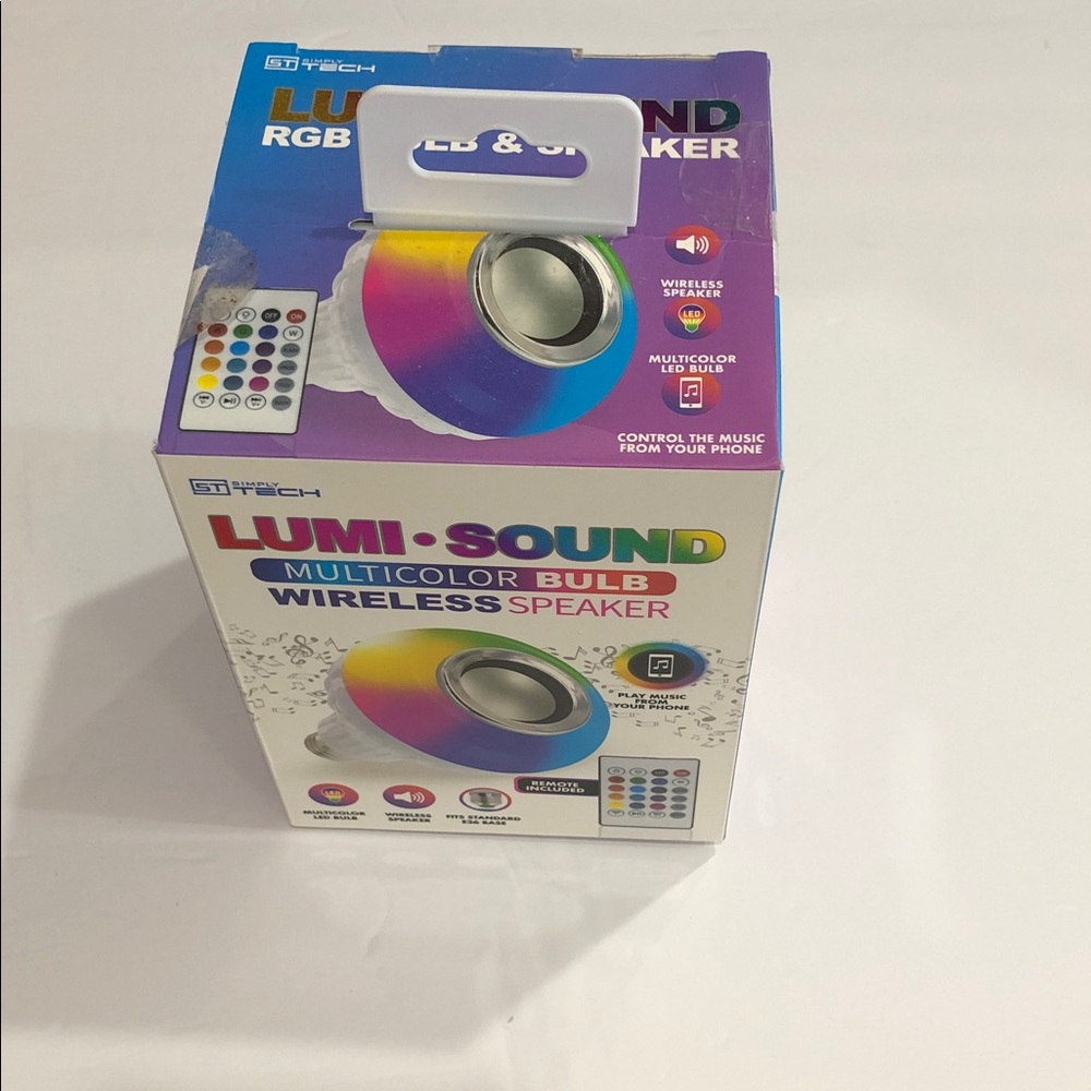 Multicolor LED bulb wireless‎ speaker with remote - Picture 5 of 6